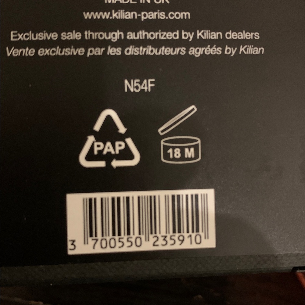 Love by Kilian don’t be shy Body Wash - Picture 5 of 6